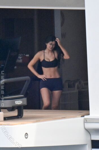 🔥 Kylie jenner  page leaked private photo uncensored full
