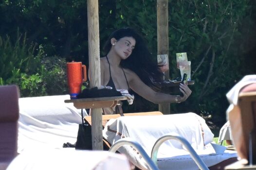 🔥 Kylie jenner  page leaked private photo uncensored full