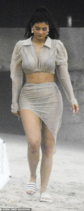 🔥 Kylie jenner  page leaked private photo uncensored full