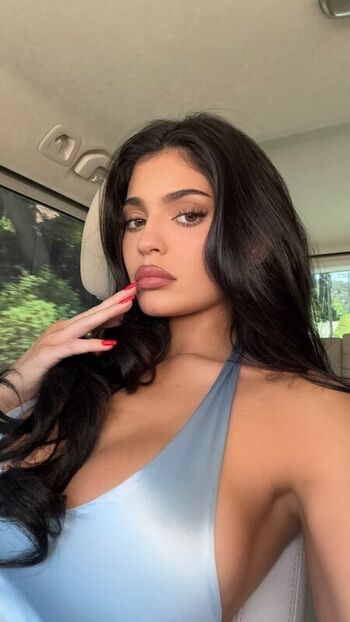 🔥 Kylie jenner  page leaked private photo uncensored full