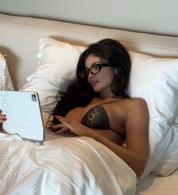 🔥 Kylie jenner  page leaked private photo uncensored full