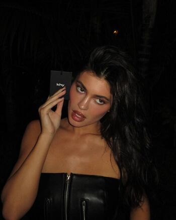 🔥 Kylie jenner  page leaked private photo uncensored full