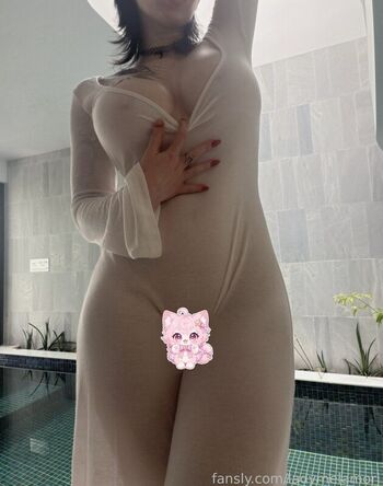 🔥 Lady melamori  page leaked private photo uncensored full
