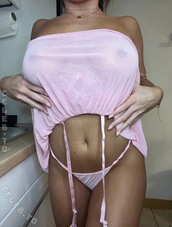 🔥 Larafitness page leaked private photo uncensored full