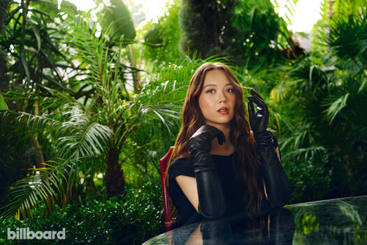 🔥 Laufey lin leaked private photo uncensored full