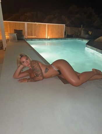 🔥 Laurine   page leaked private photo uncensored full