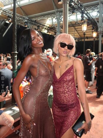 🔥 Leomie anderson leaked private photo uncensored full