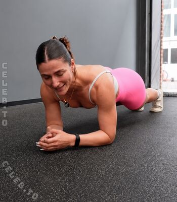 🔥 Leonie kommoss  page leaked private photo uncensored full