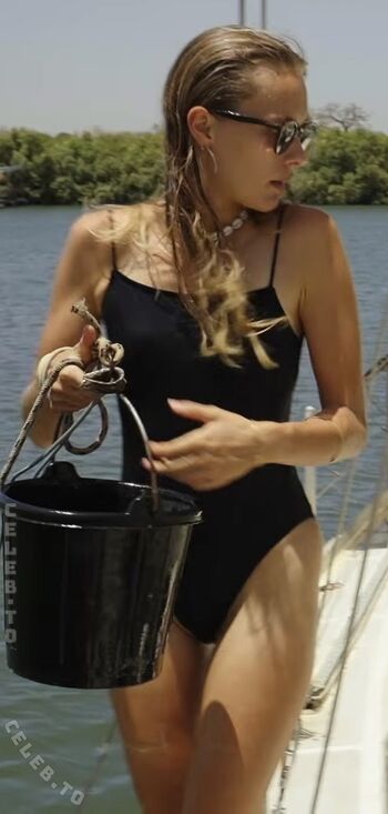 🔥 Leonie massmann  page leaked private photo uncensored full