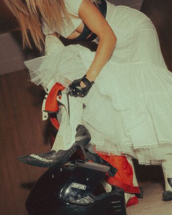 🔥 Lindsay brewer leaked private photo uncensored full