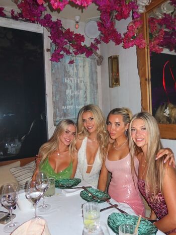 🔥 Lindsay brewer leaked private photo uncensored full