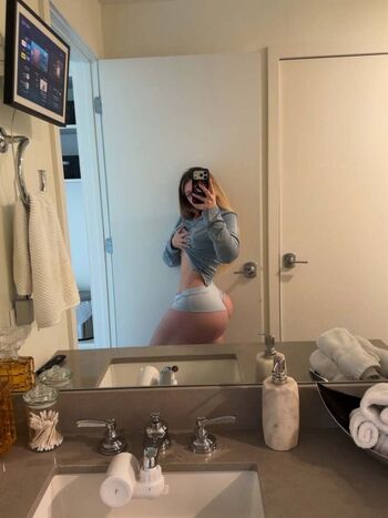 🔥 Lindsay capuano leaked private photo uncensored full