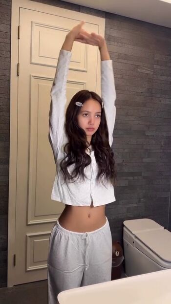 🔥 Lisa blackpink page leaked private photo uncensored full