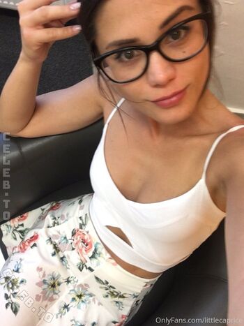 🔥 Little caprice  page leaked private photo uncensored full