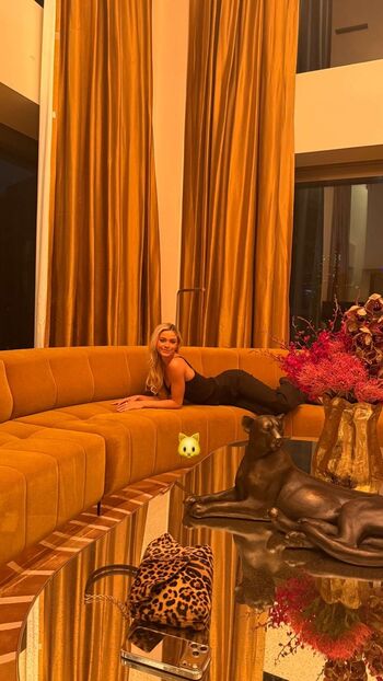 🔥 Livvy dunne  page leaked private photo uncensored full