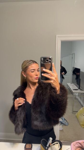 🔥 Livvy dunne  page leaked private photo uncensored full