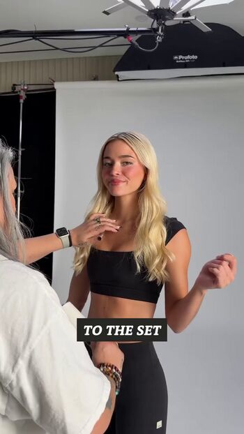 🔥 Livvy dunne  page leaked private photo uncensored full