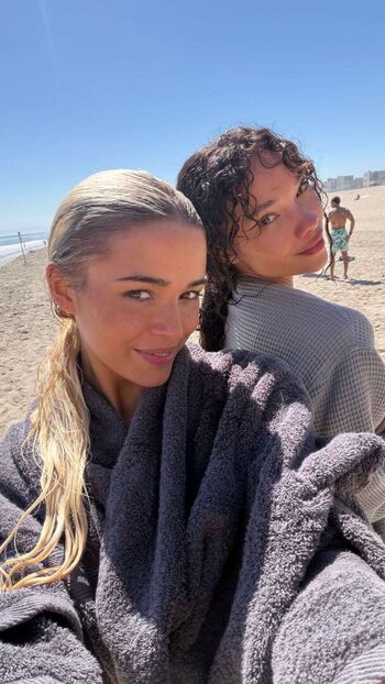 🔥 Livvy dunne  page leaked private photo uncensored full