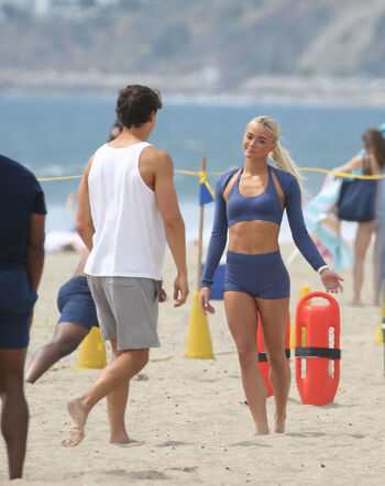 🔥 Livvy dunne  page leaked private photo uncensored full