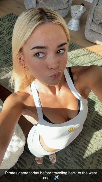 🔥 Livvy dunne  page leaked private photo uncensored full