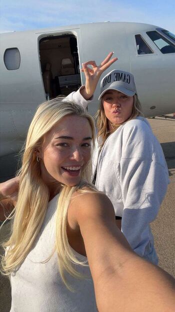 🔥 Livvy dunne  page leaked private photo uncensored full