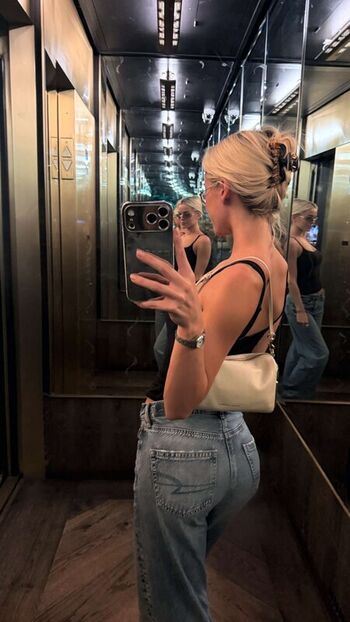 🔥 Livvy dunne  page leaked private photo uncensored full