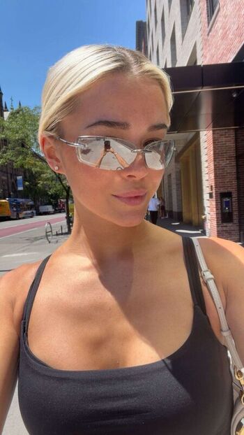 🔥 Livvy dunne  page leaked private photo uncensored full