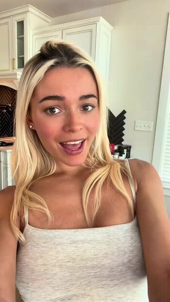 🔥 Livvy dunne  page leaked private photo uncensored full