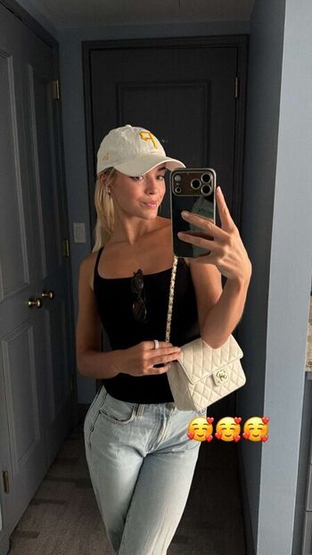 🔥 Livvy dunne  page leaked private photo uncensored full
