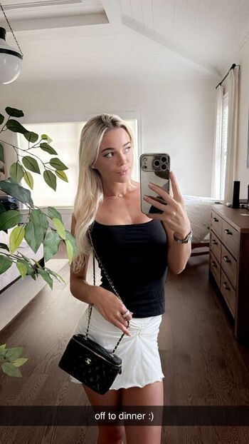 🔥 Livvy dunne  page leaked private photo uncensored full
