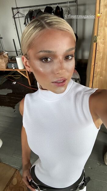 🔥 Livvy dunne  page leaked private photo uncensored full