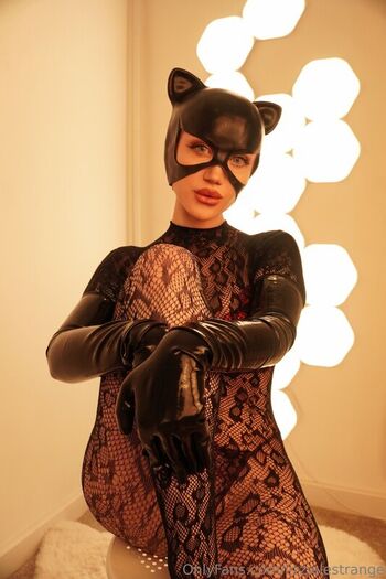 🔥 Lizzielestrange  page leaked private photo uncensored full
