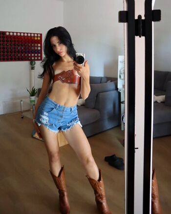 🔥 Lucrelisa leaked private photo uncensored full