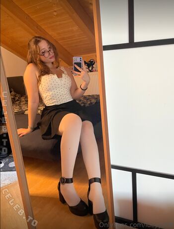 🔥 Lucyyy  page leaked private photo uncensored full