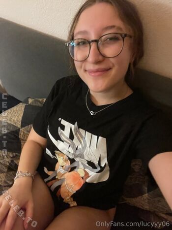 🔥 Lucyyy  page leaked private photo uncensored full