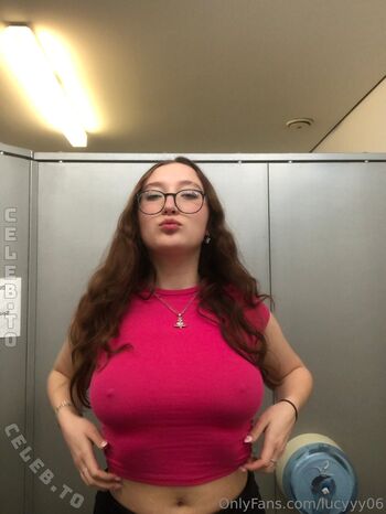 🔥 Lucyyy leaked private photo uncensored full