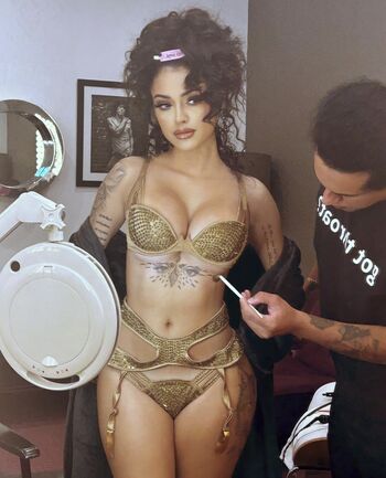🔥 Malu trevejo  page leaked private photo uncensored full