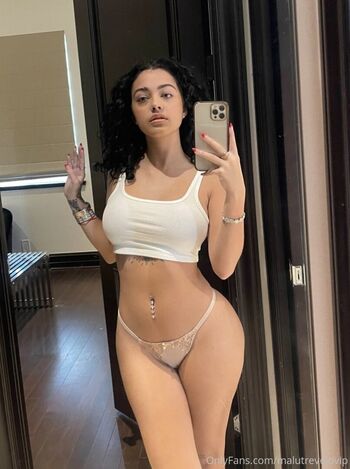 🔥 Malu trevejo  page leaked private photo uncensored full
