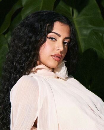🔥 Malu trevejo  page leaked private photo uncensored full