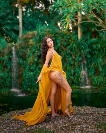 🔥 Malu trevejo  page leaked private photo uncensored full
