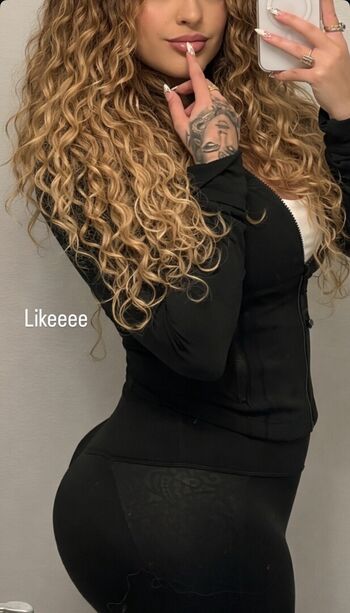 🔥 Malu trevejo leaked private photo uncensored full