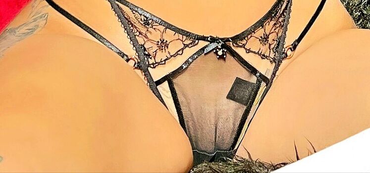 🔥 Malu trevejo  page leaked private photo uncensored full