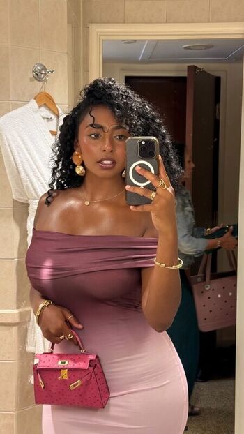 🔥 Mariahellie leaked private photo uncensored full