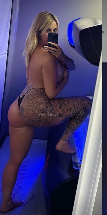🔥 Mature women page leaked private photo uncensored full