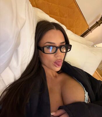 🔥 Mccarthy page leaked private photo uncensored full