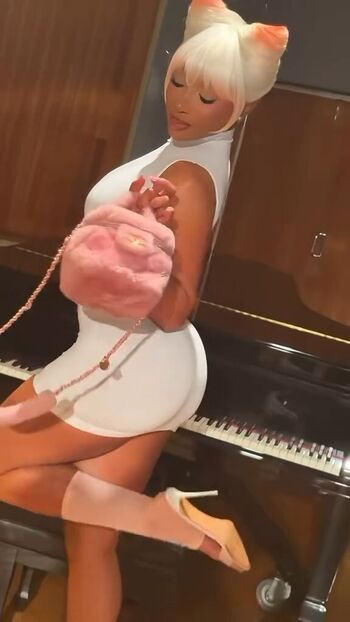 🔥 Megan thee stallion  page leaked private photo uncensored full