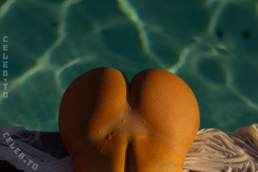 🔥 Mikayla demaiter  page leaked private photo uncensored full