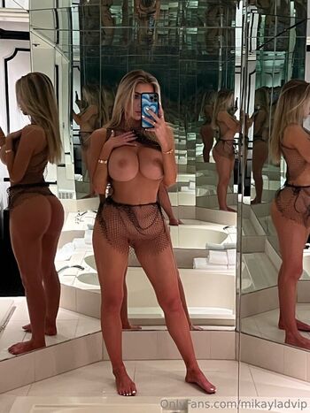 🔥 Mikayladvip  page leaked private photo uncensored full
