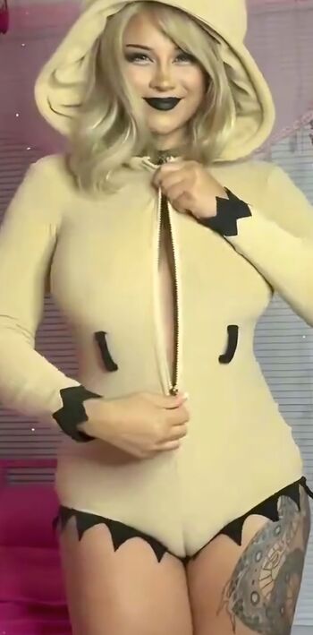 🔥 Mommychungrycosplays leaked private photo uncensored full