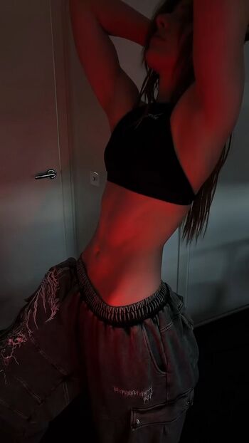 🔥 Monique van den bogart leaked private photo uncensored full